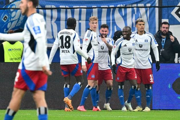 Soccer I Men I 2 Bundesliga l Hamburger SV SV Darmstadt 98 I 15 Matchday I Season 2024 2025 I HSV I 08 12 2024 I HSV Goal celebration for 1 0 Goal scorer is Koenigsdoerffer Ransford Yeboah HSV , Sportplatz Volksparkstadion, Stellingen Hamburg Germany