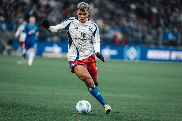 Soccer Men Season 2024 2025 2 Soccer Bundesliga 15 Matchday Hamburger SV vs SV Darmstadt 98 08 12 2024 Ransford Königsdörffer 11, HSV on the ball Hamburg Volksparkstadion Hamburg Germany