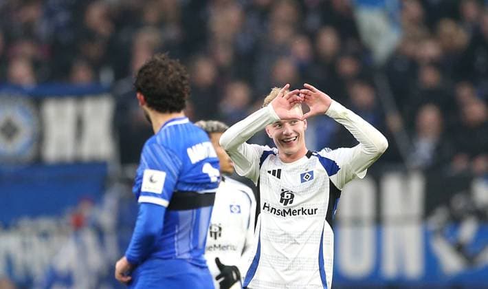 08 12 2024, Soccer 2 Bundesliga 2024 2025, Matchday 15, Hamburger SV SV Darmstadt 98, at Volksparkstadion Hamburg Cheering goalscorer Adam Karabec Hamburg to score 2 1 DFL and DFB regulations prohibit any use of photographs as image sequences and or quasi video