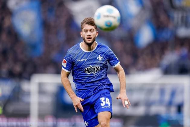 Hamburg, December 8, 2024 Football, 2 Bundesliga 2024 25, Hamburger SV SV Darmstadt 98 Killian Corredor SV Darmstadt 98, 34 DFL REGULATIONS PROHIBIT ANY USE OF PHOTOGRAPHS AS IMAGE SEQUENCES AND OR QUASI VIDEO