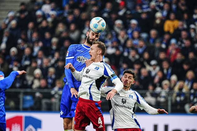 Goal shot Goal chance by header Aleksandar Vukotic SV Darmstadt 98, 20 GER, Hamburger SV vs SV Darmstadt 98, Football, 2 Bundesliga, Matchday 15, Season 2024 2025, 08 12 2024 DFL REGULATIONS PROHIBIT ANY USE OF PHOTOGRAPHS AS IMAGE SEQUENCES AND OR QUASI VIDEO GER, Hamburger SV vs SV Darmstadt 98, Football, 2 Bundesliga, Matchday 15, Season 2024 2025, 08 12 2024 Hamburg Copyright: xEibner-Pressefoto MarcelxvonxFehrnx EP_MFN
