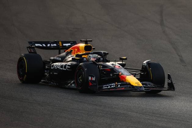 December 8, 2024, Abu Dhabi, United Arab Emirates: Max Verstappen of Red Bull Racing is driving on the track during Formula 1 Abu Dhabi Grand Prix at Yas Marina Circuit on December 8th, 2024 in Abu Dhabi, United Arab Emirates. Abu Dhabi United Arab Emirates - ZUMAz156 0783731896st Copyright: xBeataxZawrzelx