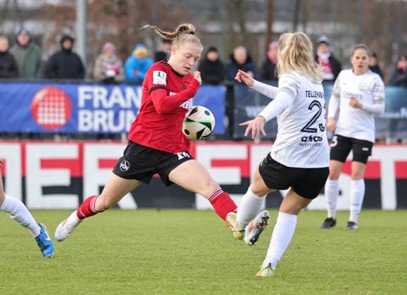 08 12 2024 Soccer Season 2024 2025 2 Women Soccer Bundesliga 12 Matchday 1 FC Nürnberg FCN Club Clubfrauen FSV Gütersloh 2009 Sportfoto Zink DaMa xdaxmax Franziska Mai 18, 1 FC Nürnberg FCN Maren Tellenbröker 23, FSV Gütersloh