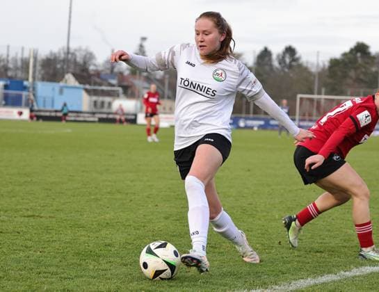 08 12 2024 Soccer Season 2024 2025 2 Women Soccer Bundesliga 12 Matchday 1 FC Nürnberg FCN Club Clubfrauen FSV Gütersloh 2009 Sportfoto Zink DaMa xdaxmax Ronja Leubner 19,FSV Gütersloh