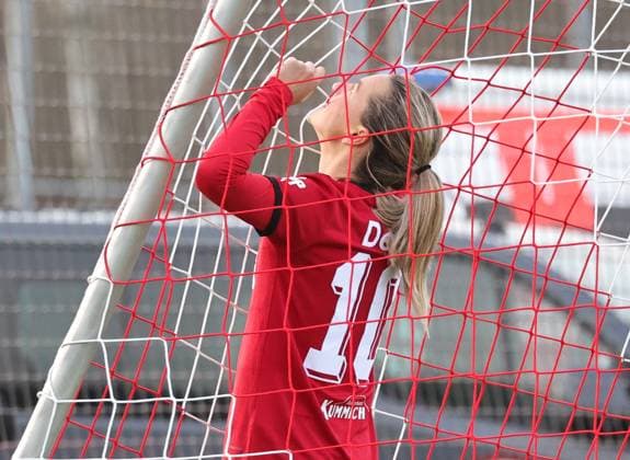 08 12 2024 Soccer Season 2024 2025 2 Womens Soccer Bundesliga 12 Matchday 1 FC Nuremberg FCN Club Clubfrauen FSV Gütersloh 2009 Sportfoto Zink DaMa xdaxmax Medina Desic 10, 1 FC Nuremberg FCN disappointed Disappointment after missed chance