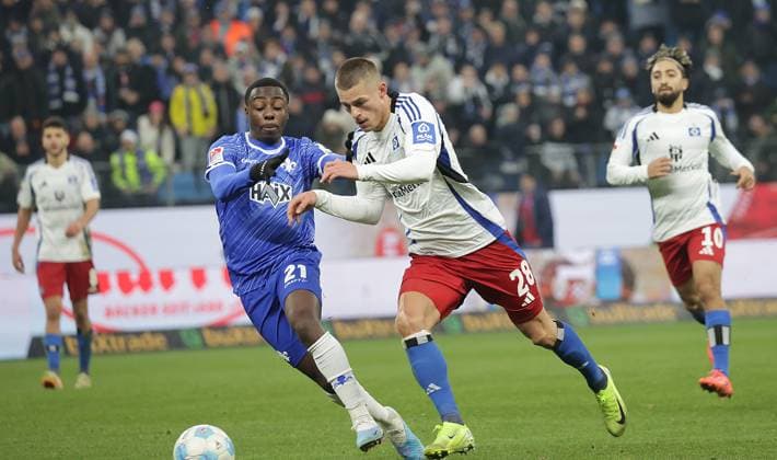 Merceille Papela SV Darmstadt 98 , Miro Muheim HSV Fussball, Herren, Saison 2024 2025, 2 BL, Volksparkstadion, Hamburger SV vs SV Darmstadt 98, 2 2 DFL REGULATIONS PROHIBIT ANY USE OF PHOTOGRAPHS AS IMAGE SEQUENCES AND OR QUASI VIDEO