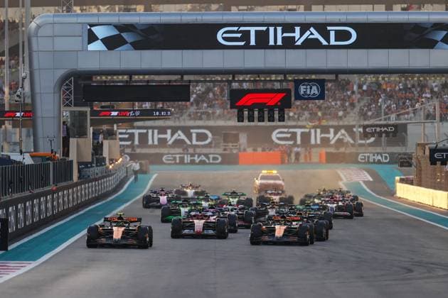 Start of the 2024 Formula One Abu Dhabi Grand Prix, 24th round of the 2024 Formula 1 World Championship from December 6 to 8 , 2024 at Yas Marina circuit UAE Abu Dhabi Yas Marina Circuit United Arab Emirates Copyright: x x2024xEurasiaxSportxImagesx jp-en-EuSpIm-MPS_PPN_F1_Abu_Dhabi_08Dec2024_UA204