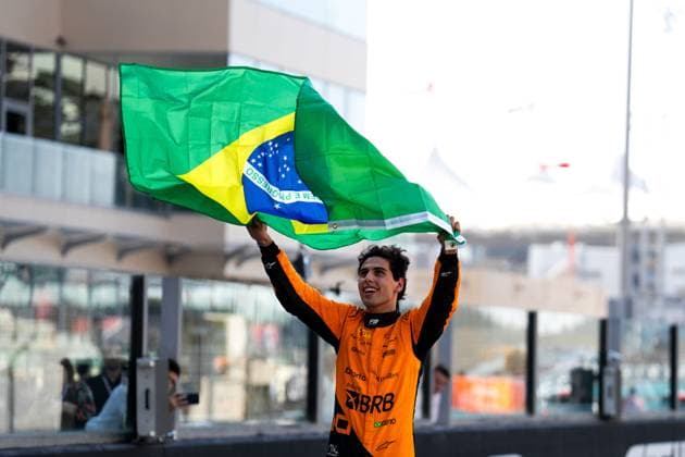 December 8, 2024, Abu Dhabi, Singapore, United Arab Emirates: GABRIEL BORTOLETO (BRA) of Invicta Racing 10 after securing his F2 World Championship, WM, Weltmeisterschaft during the season finale on Sunday at the 2024 Formula 1 Abu Dhabi Grand Prix at the Yas Marina Circuit. Abu Dhabi United Arab Emirates - ZUMAl191 20241208_zsp_l191_046 Copyright: xAntoinexLapeyrex
