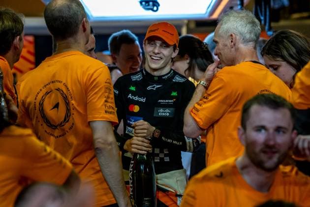 ABU DHABI, UNITED ARAB EMIRATES: Oscar Piastri, racing for the McLaren F1 team during the 2024 Formula 1 Abu Dhabi Grand Prix at the Yas Marina Circuit in Abu Dhabi, United Arab Emirates
