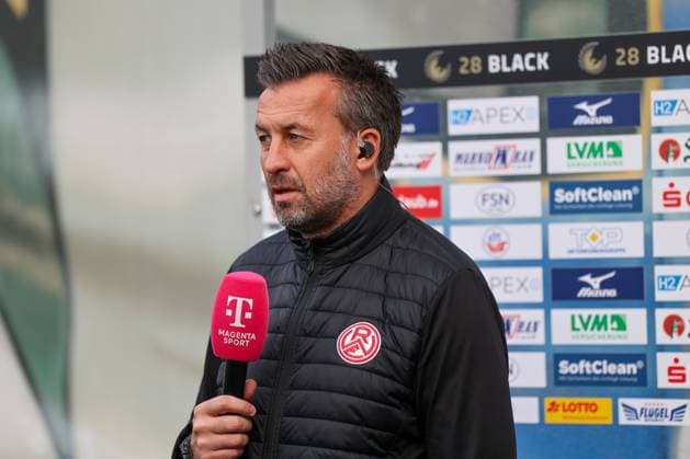 Interview with Christoph Dabrowski Christoph Dabrowski Coach RWE Football, Portrait, Single photo, Archive Rot Weiss Essen sacks head coach Christoph Dabrowski after defeat on matchday 17 against 1860 Munich Liga Season 2024 2025 Coach dismissed
