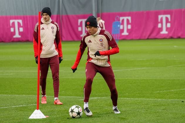 Jamal Musiala FC Bayern Muenchen, 42 with ball, it Josip Stanisic FC Bayern Muenchen, 44 , GER, Final training, FC Bayern Muenchen, Football, UEFA Champions League, Matchday 6, 2024 2025 season, 09 12 2024, GER, Final training, FC Bayern Muenchen, Football, UEFA Champions League, Matchday 6, 2024 2025 season, 09 12 2024 Muenchen Copyright: xEibner-Pressefoto JennixMaulx EP_JML
