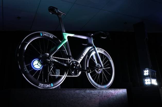 CYCLISME : PrÃ sentation Ã quipe Decathlon AG2R La Mondiale Team saison 2025 - 09 12 2024 VÃ lo Van Rysel lors de la prÃ sentation de l Ã quipe Decathlon AG2R La Mondiale Team, le 9 dÃ cembre 2024  Copyright: xLaurentxSANSONx xPsnewZx