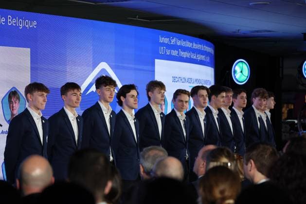 CYCLISME : PrÃ sentation Ã quipe Decathlon AG2R La Mondiale Team saison 2025 - 09 12 2024 Equipe NewGen 2025 lors de la prÃ sentation de l Ã quipe Decathlon AG2R La Mondiale Team, le 9 dÃ cembre 2024  Copyright: xLaurentxSANSONx xPsnewZx