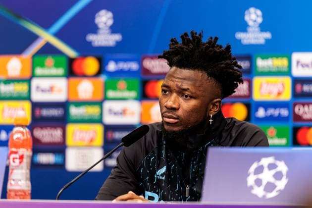 UEFA Champions League final training Bayer 04 Leverkusen 09 12 2024 Edmond Tapsoba Bayer 04 Leverkusen, 12 during the press conference UEFA Champions League final training Bayer 04 Leverkusen before the match against Inter Milan, Leverkusen, BayArena on 09 12 2024 Copyright: xBEAUTIFULxSPORTS Wunderlx