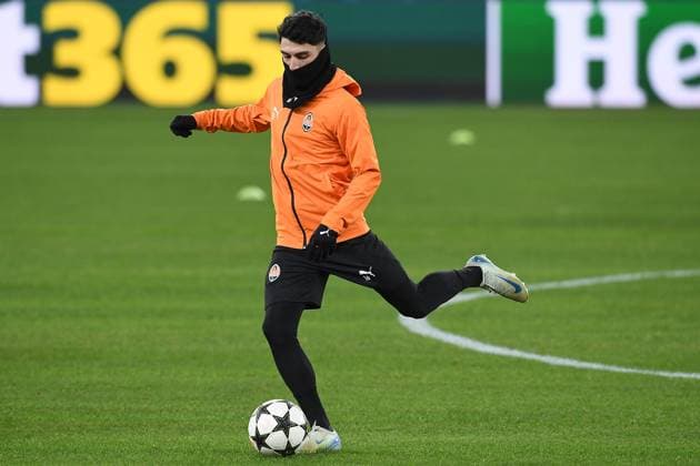 Soccer Champions League matchday 6 final training Shakhtar Donetsk on 09 12 2024 at the Arena AufSchalke in Gelsenkirchen Irakli Azarov Donetsk xRx