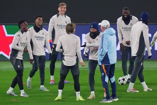 Real Madrid s Kylian Mbappe , Real Madrid s head coach Carlo Ancelotti , Real Madrid s Luka Modric , Real Madrid s Vinicius Junior during the training session the day before the Uefa Champions League soccer match between Atalanta and Real Madrid a at the Gewiss Stadium in Bergamo, north Italy - Monday , December 9 , 2024. - Soccer .  Copyright: xSpada LaPressex