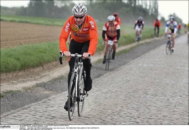Ass HLN: De Superklassieker carrefour de l arbre superklassieker ludo dierckxsens  Copyright: xGiannixBarbieuxx ass hln superklassieker