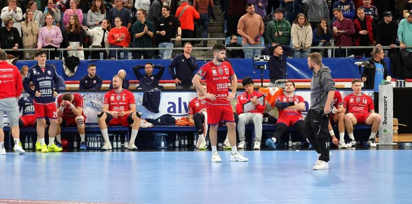 09 12 2024, Germany, Bietigheim, Handball Bundesliga season 2024 2025, SG BBM Bietigheim vs TVB Stuttgart, Bietigheim players disappointed, center Juan de la Pena BBM