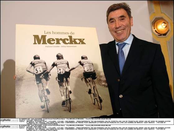 CYCLING : EDDY MERCKX 65 BRUSSELS 19 12 2006 CYCLISME CYCLING WIELRENNEN PERSCONFERENTIE TER GELEGENHEID VAN DE VOORSTELLING VAN DE FRANSTALIGE VERSIE VAN HET BOEK DE MANNEN ACHTER E. MERCKX, HET VERHAAL VAN FAEMA EN MOLTENI CONFERENCE DE PRESSE POUR ANNONCER LA PARUTION EN FRANCAIS DU LIVRE LES HOMMES DE MERCKX EDDY MERCKX PICTURE BY VINCENT KALUT COPYRIGHT PHOTO NEWS BRUXELLE BRUSSEL BELGIUM BELGIQUE BELGIE  Copyright: xVincentxKalutx