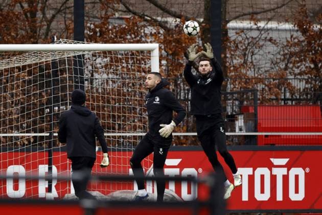 ROTTERDAM - Justin Bijlow of Feyenoord during a training session at training complex 1908 prior to the Champions League match against Sparta Prague. ANP MAURICE VAN STEEN MD-1 UEFA Champions League 2024 25 League Phase MD6 Trainings session and press conference, PK, Pressekonferenz Feyenoord xVIxANPxSportx xxANPxIVx 515379680 originalFilename: 515379680.jpg