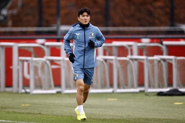 ROTTERDAM - In-beom Hwang of Feyenoord during a training session at training complex 1908 prior to the Champions League match against Sparta Prague. ANP MAURICE VAN STEEN MD-1 UEFA Champions League 2024 25 League Phase MD6 Trainings session and press conference, PK, Pressekonferenz Feyenoord xVIxANPxSportx xxANPxIVx 515379706 originalFilename: 515379706.jpg