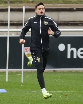 Stuttgart , Football training VfB Stuttgart , Fabian Rieder