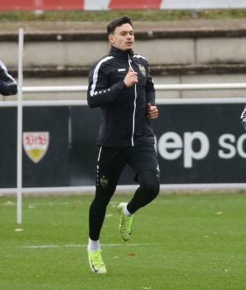 Stuttgart , Football training VfB Stuttgart , Fabian Rieder