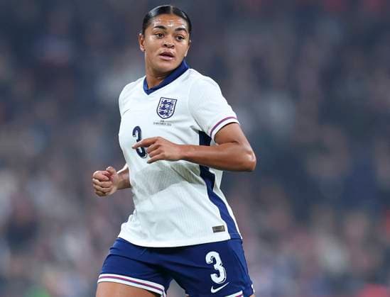 England v United States - Women s International Friendly, Länderspiel, Nationalmannschaft Jess Carter of England in action during the Women s international friendly between England and the USA at Wembley Stadium on November 30, 2024 in London, England. London Wembley Stadium England United Kingdom Copyright: xEdxSykes Sportsphoto APLx 14054270