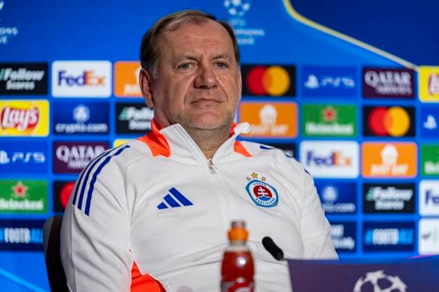 Champions League 2024 25 League Phase MD6: SK Slovan Bratislava Training and press conference, PK, Pressekonferenz Vladimir Weiss, head coach of Slovan Bratislava, seen speaking during the SK Slovan Bratislava Training and Press Conference ahead of their Champions League 2024 25 League Phase MD6 football match against Atletico de Madrid at Estadio Riyadh Air Metropolitano on December 10, 2024 in Madrid, Spain. Madrid Estadio Riyadh Air Metropolitano Madrid Spain Copyright: xAlbertoxGardinx AGardin_20241210_Football_Champions_SK_Slovan_Bratislava_PC_0138