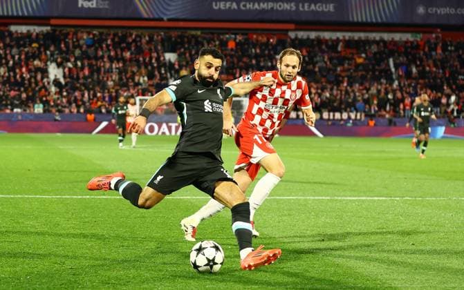 Mohamed Salah of Liverpool shoots wide Girona v Liverpool, UEFA Champions League, Group Stage, Football, Estadi Montilivi, Girona, Spain - 10 Dec 2024 EDITORIAL USE ONLY No use with unauthorised audio, video, data, fixture lists, club league logos or live services. Online in-match use limited to 120 images, no video emulation. No use in betting, games or single club league player publications.  Copyright: xKieranxMcManus Shutterstockx 14984460ag