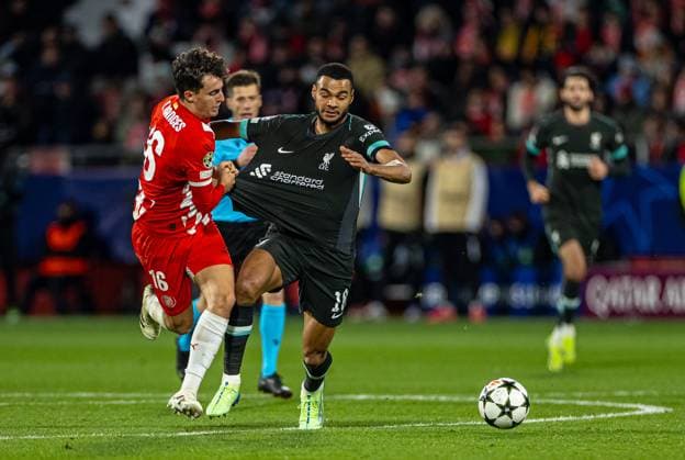 Football - UEFA Champions League - League Phase - Girona FC v Liverpool FC GIRONA, SPAIN - Tuesday, December 10, 2024: Liverpool s Cody Gakpo (R) is challenged by Girona s Ladislav KrejÄi during the UEFA Champions League Matchday 6 game between Girona FC and Liverpool FC at the Estadi Montilivi. (Photo by David Rawcliffe Propaganda) GIRONA Estadi Montilivi CATALONIA SPAIN  Copyright: xDavidxRawcliffex P2024-12-10-Girona_Liverpool-50