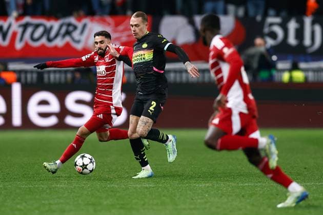 GUINGAMP, 10-12-2024. Stade de Roudourou. UEFA Champions League season 2024 25, match between PSV and Stade Brest 29, PSV player Rick Karsdorp Brest - PSV  x26976606x Copyright: