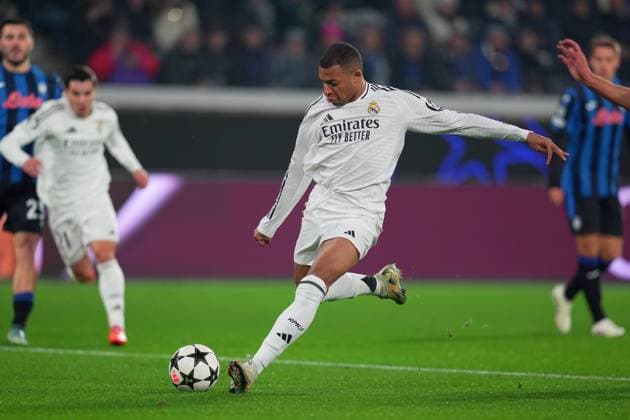 Real Madrid s Kylian Mbappe scorses goal 0-1 during the Uefa Champions League soccer match between Atalanta BC and Real Madrid at Gewiss Stadium in Bergamo, north Italy - Tuesday , December 10 , 2024. - Soccer .  Copyright: xSpada LaPressex