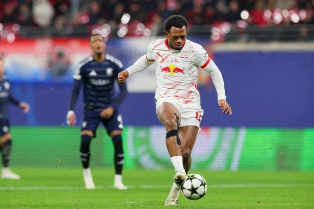 Lois Openda RB Leipzig scores the goal with this shot to equalize the score at 1 1, UEFA Champions League 2024 25 League Phase MD6, RB Leipzig v Aston Villa FC, Red Bull Arena Leipzig , December 10, 2024 in Leipzig, Germany Photo by Marco Steinbrenner DeFodi Images Lois Openda RB Leipzig scores the goal with this shot to equalize the score at 1 1, UEFA Champions League 2024 25 League Phase MD6, RB Leipzig v Aston Villa FC, Red Bull Arena Leipzig , December 10, 2024 in Leipzig, Germany Photo by Marco Steinbrenner DeFodi Images Defodi 700 leipzig aston 20241210 017 Defodi-700