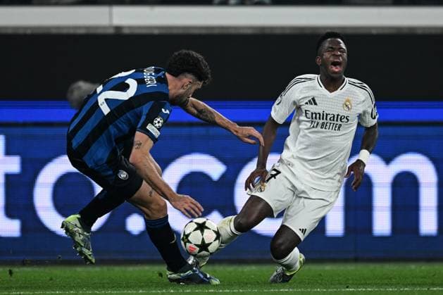 Mg Bergamo 10 12 2024 - Champions League Atalanta-Real Madrid foto Matteo Gribaudi Image nella foto: Vinicius Junior-Matteo Ruggeri 