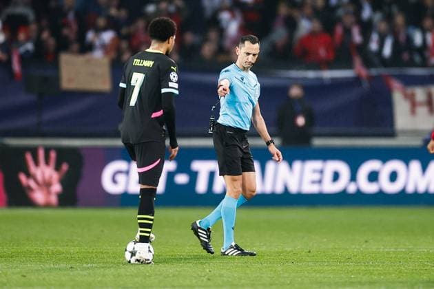 GUINGAMP, 10-12-2024. Stade de Roudourou. UEFA Champions League season 2024 25, match between PSV and Stade Brest 29, referee Jose Maria Sanchez Brest - PSV  x26977228x Copyright: