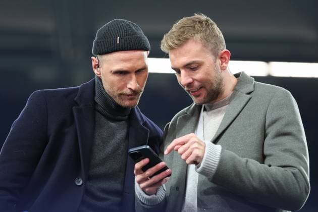 UEFA Champions League Shakhtar Donetsk FC Bayern Munich on 10 12 2024 at the Veltins Arena in Gelsenkirchen Benedikt Höwedes Hoewedes and Christoph Kramer MH