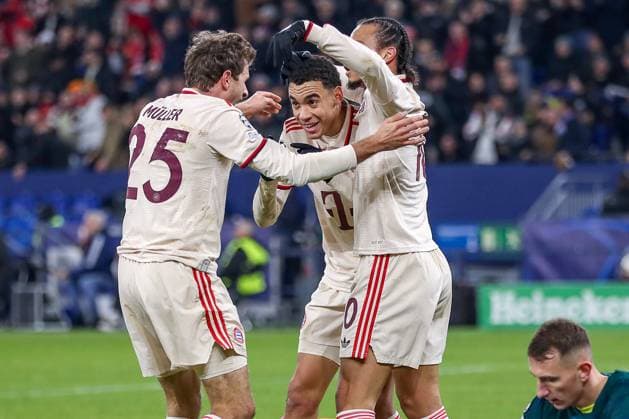10 12 2024, Football, UEFA Champions League, Shakhtar Donetsk FC Bayern Munich, Arena AufSchalke Gelsenkirchen, Matchday 8 Season 2024 2025 Goal celebration after the 2 1 goal by Thomas Müller Bayern 25 Together with Jamal Musiala Bayern 42 and Leroy Sane Bayern 10 DFB regulations prohibit any use of photographs as image sequences and or quasi video Nordrhein Westfalen Germany