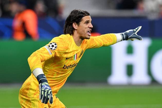 Goalkeeper Yann Sommer Inter Milan gives instructions GER, Bayer 04 Leverkusen vs Inter Milan, Football, UEFA Champions League, League phase, 2024 2025 season, 10 12 2024 GER, Bayer 04 Leverkusen vs Inter Milan, Football, UEFA Champions League, Group stage, 2024 2025 season, 10 12 2024 Leverkusen Copyright: xEibner-Pressefoto ThomasxThienelx EP_TTL