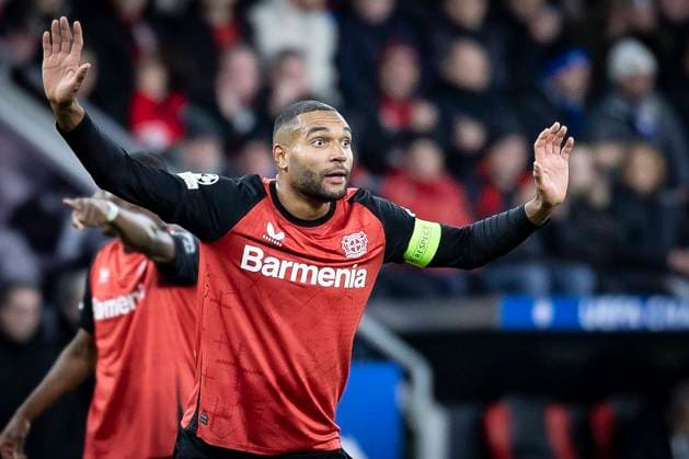 UEFA Champions League, Bayer 04 Leverkusen Inter Milan 10 12 2024 Jonathan Tah Bayer 04 Leverkusen, 4 disagrees with the referee Slavko Vincic Slovenia UEFA Champions League, Bayer 04 Leverkusen Inter Milan, matchday 6 on 10 12 2024 at BayArena in Leverkusen Copyright: xBEAUTIFULxSPORTS AxelxKohringx