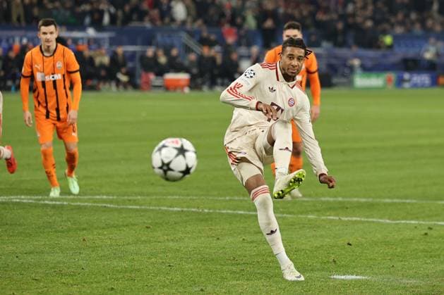 Michael Olise FC Bayern Munich at the match of the Champions League season 2024 25 Shakhtar Donetsk FC Bayern Munich Copyright Thomas Pakusch Copyright: Thomas Pakusch