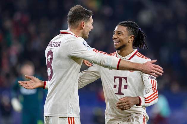 Gelsenkirchen, Germany, 10 12 24 Michael Olise FC Bayern Munich goal celebration, cheers after his goal for 1 3 together with Leon Goretzka FC Bayern Munich during the Champions League group stage match between FC Shakhtar Donetsk vs FC Bayern Munich at Arena AufSchalke Gelsenkirchen Arena AufSchalke North Rhine Westphalia Germany Copyright: xBrauer-Fotoagenturx xAdrianxSchlx