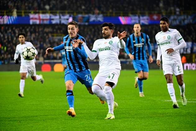 Club Brugge v Sporting CP - UEFA Champions League BRUGGE, BELGIUM - DECEMBER 10 : Nielsen Casper midfielder of Club Brugge and Esgaio Ricardo defender of Sporting CP during the UEFA Champions League 2024 25 League Phase MD6 match between Club Brugge and Sporting CP on December 10, 2024 in Brugge, Belgium, 10 12 2024 Brugge Belgium  Copyright: xPeterxDexVoechtx