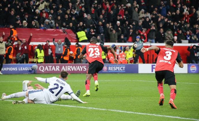 10 12 2024, xgrfx, Football UEFA Champions League, Bayer 04 Leverkusen Inter Milan emspor, v l Tor, Nordi Mukiele Bayer Leverkusen DFL DFB REGULATIONS PROHIBIT ANY USE OF PHOTOGRAPHS as IMAGE SEQUENCES and or QUASI VIDEO Leverkusen