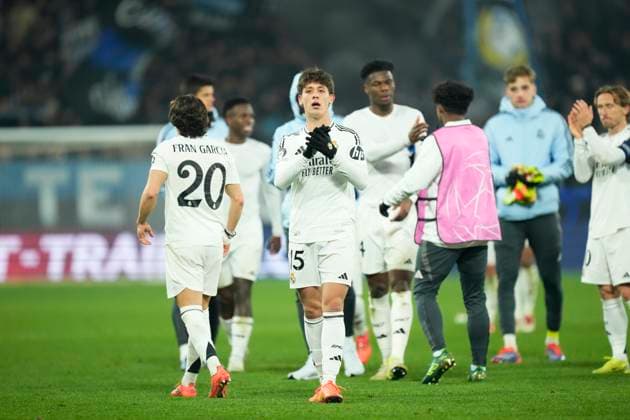 Atalanta BC v Real Madrid C.F. - UEFA Champions League 2024 25 League Phase MD6 Arda Guler attacking midfield of Real Madrid and Turkey celebrates victory after the UEFA Champions League 2024 25 League Phase MD6 match between Atalanta BC and Real Madrid C.F. at Stadio di Bergamo on December 10, 2024 in Bergamo, Italy. Bergamo Italy  Copyright: xJosexBretonx originalFilename:bretonhernandez-atalanta241210_npmxQ.jpg