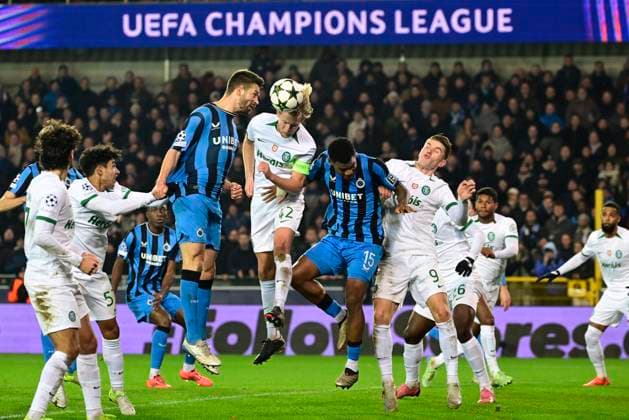 Sport Bilder des Tages Club Brugge v Sporting CP - UEFA Champions League BRUGGE, BELGIUM - DECEMBER 10 : Mechele Brandon defender of Club Brugge, Onyedika Raphael midfielder of Club Brugge, Hjulmand Morten midfielder of Sporting CP and Gyokeres Viktor forward of Sporting CP during the UEFA Champions League 2024 25 League Phase MD6 match between Club Brugge and Sporting CP on December 10, 2024 in Brugge, Belgium, 10 12 2024 Brugge Belgium  Copyright: xPeterxDexVoechtx