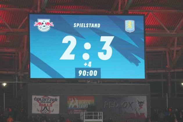 UEFA Champions League RB Leipzig vs Aston Villa FC, 10 12 24 The final score, score of 2 3 for Aston Villa on the scoreboard, video wall football, UEFA Champions League, season 2024 2025 RB Leipzig vs Aston Villa FC on 10 12 24 at Red Bull Arena, Leipzig Copyright: xBEAUTIFULxSPORTS JanxKaeferx