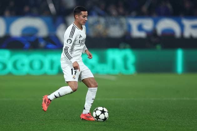 Lucas Vazquez (Real Madrid Cf) controls the ball, UEFA Champions League 2024 25 League Phase MD1, Atalanta BC v Real Madrid C.F., Gewiss Stadium, December 10, 2024, Bergamo, Italy.