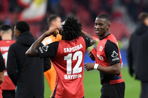 Edmond Tapsoba Bayer 04 Leverkusen and Nordi Mukiele Bayer 04 Leverkusen gestures, gestures during the UEFA Champions League 2024 25 League Phase 6 matchday match between Bayer 04 Leverkusen and Inter Milan, BayArena on December 10, 2024 in Leverkusen, Germany, Germany Photo by Ralf Treese DeFodi Images Edmond Tapsoba Bayer 04 Leverkusen and Nordi Mukiele Bayer 04 Leverkusen gesticulating, gesturing during the UEFA Champions League 2024 25 League Phase MD6 match between Bayer 04 Leverkusen and FC Internazionale Milano at BayArena on December 10, 2024 in Leverkusen, Germany Defodi 521 LEVINT20241210 040 Defodi-521