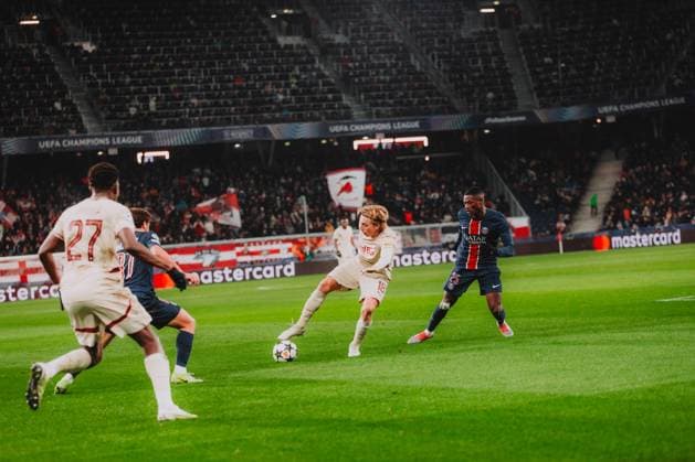 UEFA Champions League : FC Salzburg - Paris Saint Germain SALZBURG, DECEMBER 10: Mads Bidstrup of FC Salzburg in action during the UEFA Champions League league phase match FC Salzburg vs. Paris Saint Germain on December 10, 2024 in Salzburg, Austria. Photo by Klaus Huber - FC Red Bull Salzburg Copyright: xKlausxHuberx-xFCxRedxBullxSalzburgx IMG_3617LR